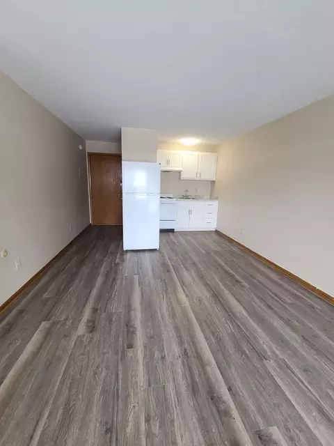 85 90 Imperial Dr W #85-85, West Saint Paul, MN 55118