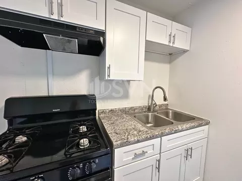 1601 Neshota Dr, Mobile, AL 36605