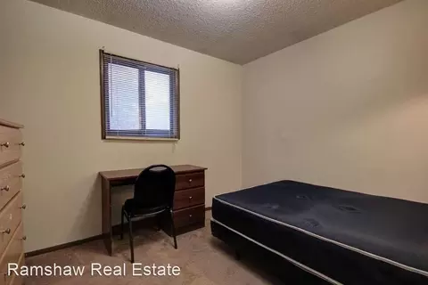 1105 W Main St, Urbana, IL 61801 photo 7