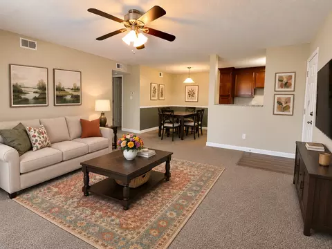 6216 Slater St, Merriam, KS 66202