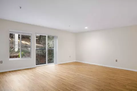 219 E Garfield St, Seattle, WA 98102 photo 36