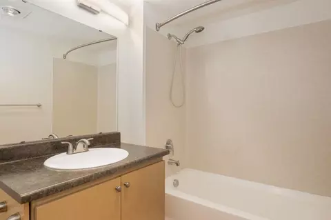 219 E Garfield St, Seattle, WA 98102 photo 26