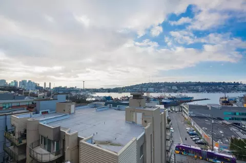 219 E Garfield St, Seattle, WA 98102 photo 9