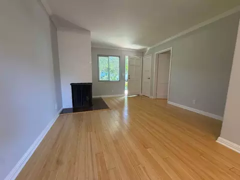 1101 Noel Dr, Menlo Park, CA 94025