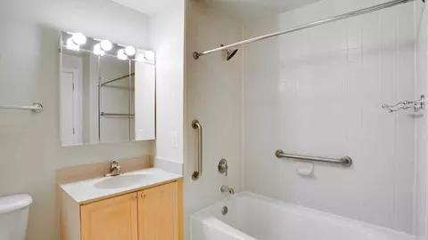 4411 Connecticut Ave NW, Washington, DC 20008 photo 14