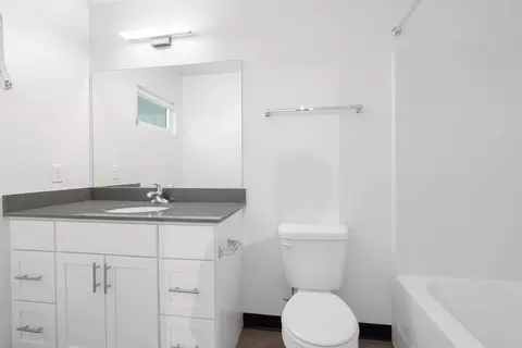 4711 University Ave, Cedar Falls, IA 50613 photo 7