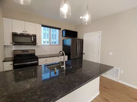 550 Junction Rd, Madison, WI 53717