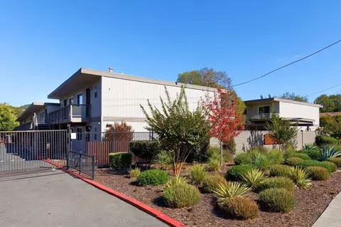 5017 San Pablo Dam Rd, El Sobrante, CA 94803