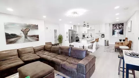 1059 Gillespie Dr, La Presa, CA 91977