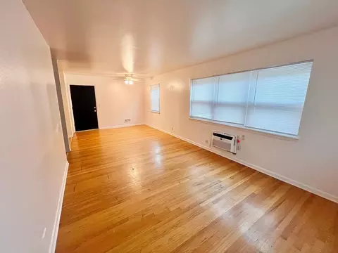 6230 S Packard Ave, Cudahy, WI 53110