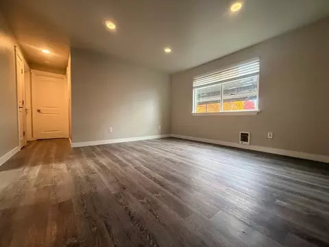 908 74th St E, Midland, WA 98404