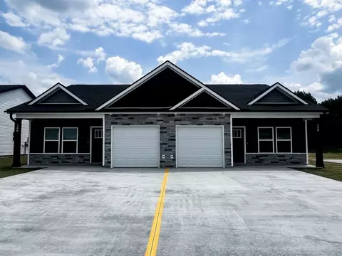 Hummingbird Ln, Chesnee, SC 29323