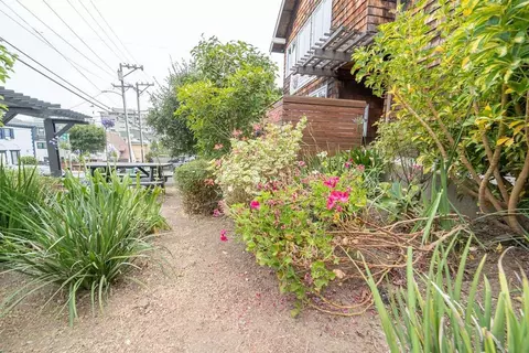 2731 Durant Ave, Berkeley, CA 94704 photo 10