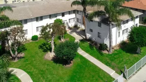 4073 West Blvd, Los Angeles, CA 90008