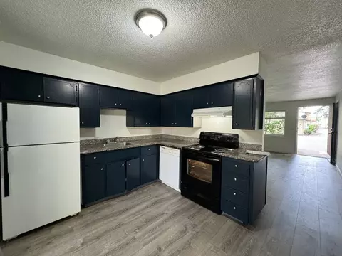 12713 SE Powell Blvd, Portland, OR 97236