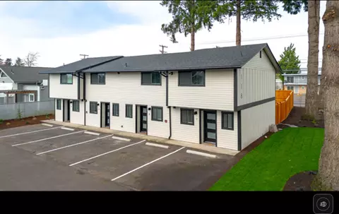 118 S 53rd St, Springfield, OR 97478