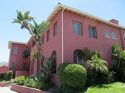 6022 W 8th St, Los Angeles, CA 90036