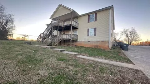 128 Marie Dr, Clarksville, TN 37042