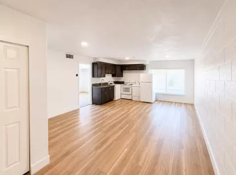 2901 Elm Ave, Las Vegas, NV 89101