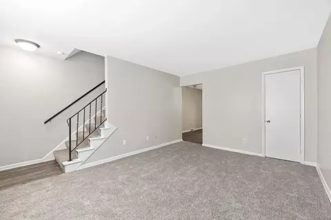 800 Harrisburg Pike, Columbus, OH 43223