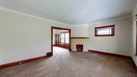 1285 Cranford Ave, Lakewood, OH 44107