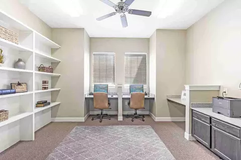 1400 E Walnut St, Seguin, TX 78155 photo 4