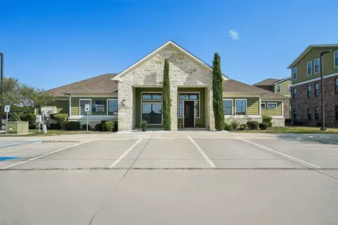 1400 E Walnut St, Seguin, TX 78155 photo 10