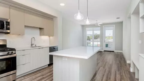 4275 Mission Bay Dr, San Diego, CA 92109 photo 12