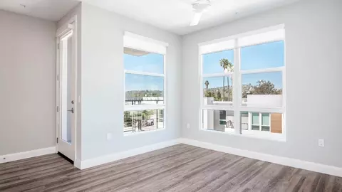 4275 Mission Bay Dr, San Diego, CA 92109 photo 13