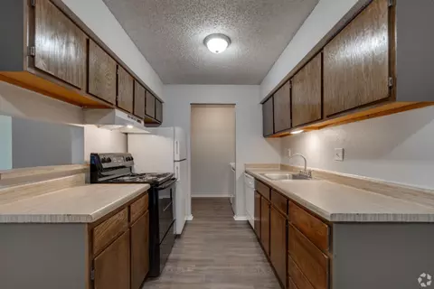 2607 E Albany St, Broken Arrow, OK 74014
