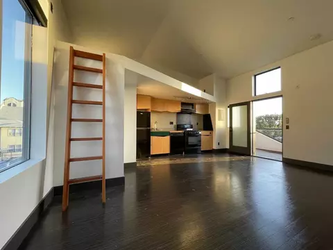 811 25th St, San Diego, CA 92102