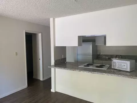 1443 Wake Forest Dr, Davis, CA 95616 photo 3