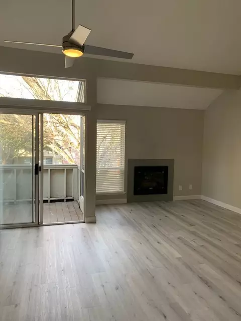 1051 G St, Sacramento, CA 95814 photo 29