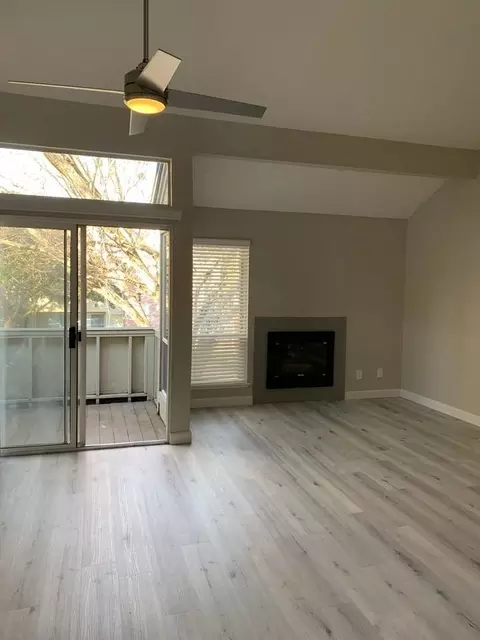 1051 G St, Sacramento, CA 95814 photo 46