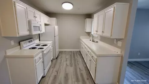 1051 G St, Sacramento, CA 95814 photo 4