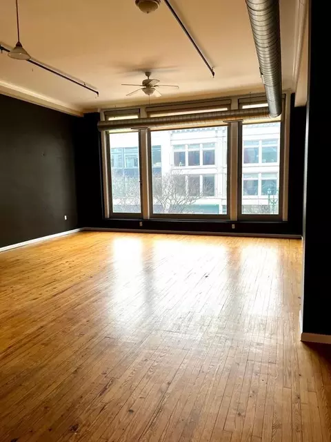 319 S Salina St, Syracuse, NY 13202