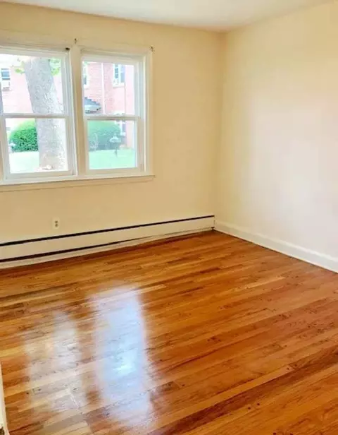 505 W University Pkwy, Baltimore, MD 21210