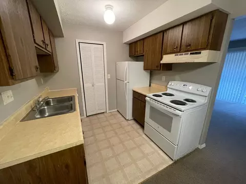 28 Ironwood Ct, Lafayette, IN 47905