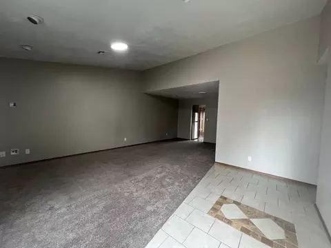 824 Railhead Dr, Ada, OK 74820