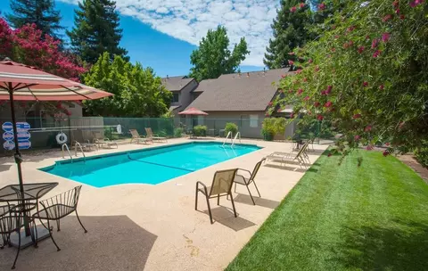 1 Ilahee Ln, Chico, CA 95973