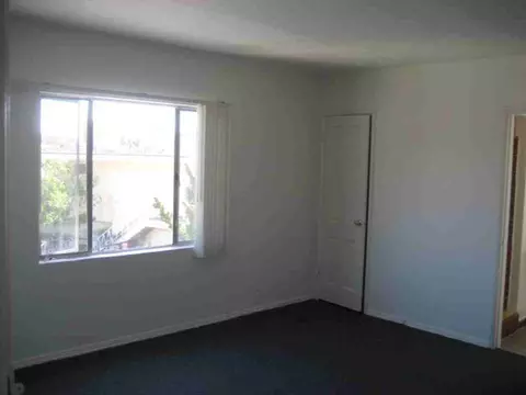 530 Glenrock Ave, Los Angeles, CA 90024