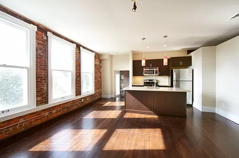 101 Main St, Phoenixville, PA 19460