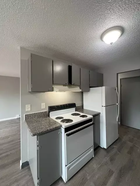 621 NE 162nd Ave, Portland, OR 97230