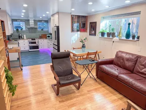 3148 College Ave, Berkeley, CA 94705