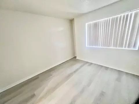 6943 Haskell Ave, Van Nuys, CA 91406 photo 14