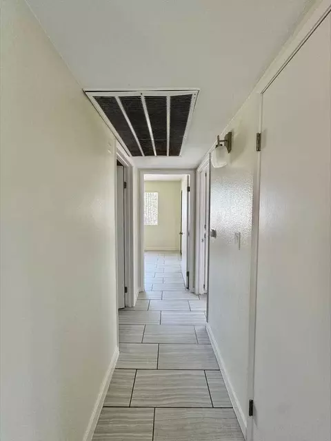 6943 Haskell Ave, Van Nuys, CA 91406 photo 4