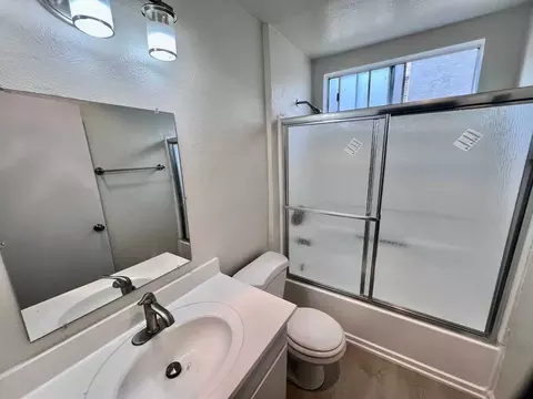 6943 Haskell Ave, Van Nuys, CA 91406 photo 15