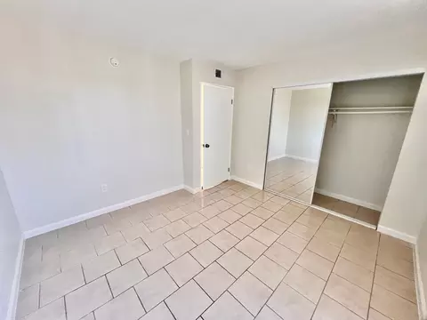 6943 Haskell Ave, Van Nuys, CA 91406 photo 8