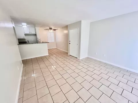 6943 Haskell Ave, Van Nuys, CA 91406 photo 5