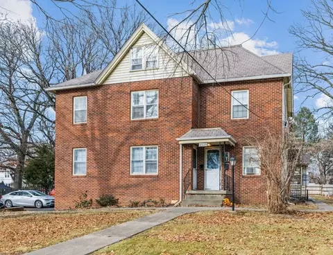 4539 University Ave, Des Moines, IA 50311